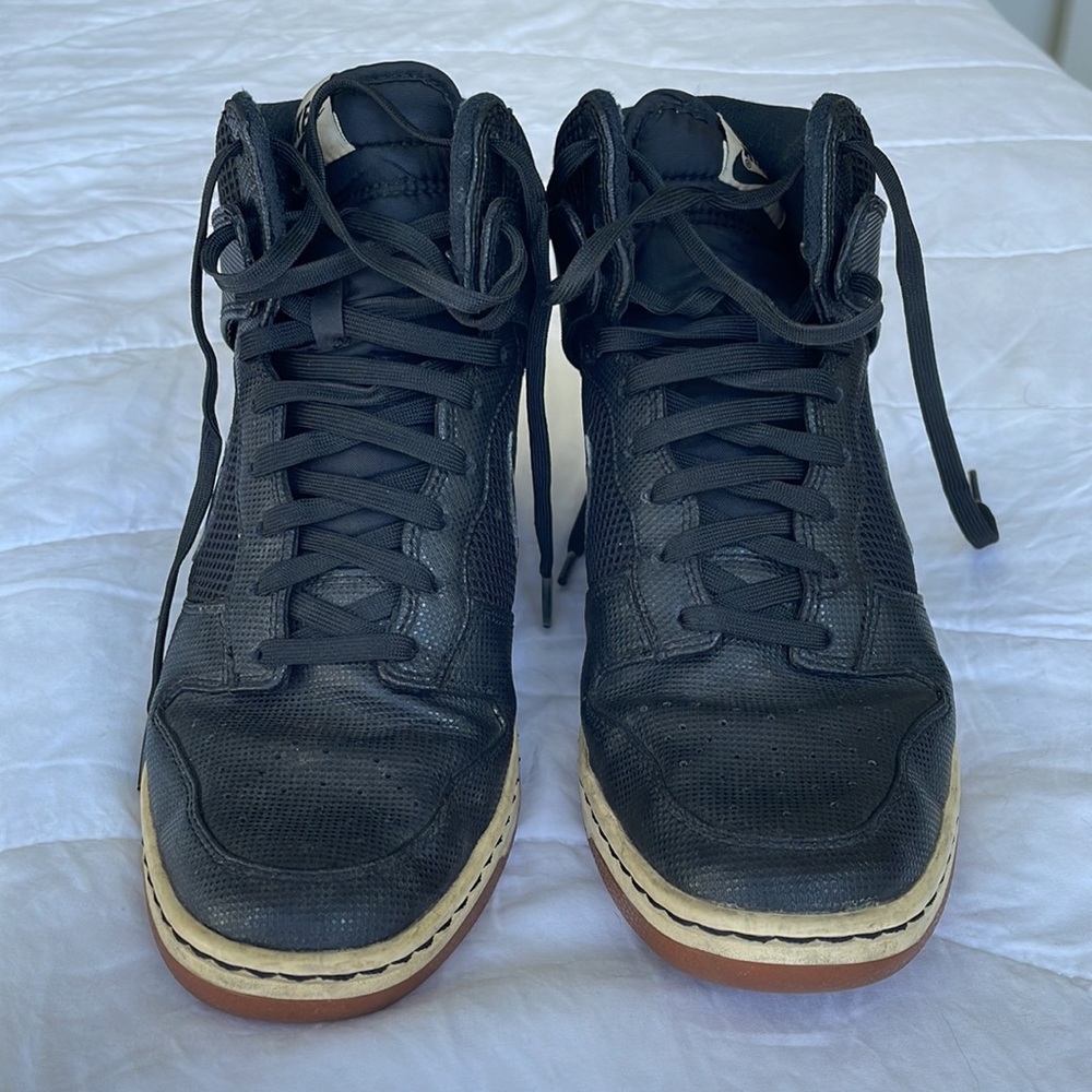 Nike Dunk Sky Hi Essential Black Gum - Wedge Womens Shoes Size 9.5 - Picture 2 of 9